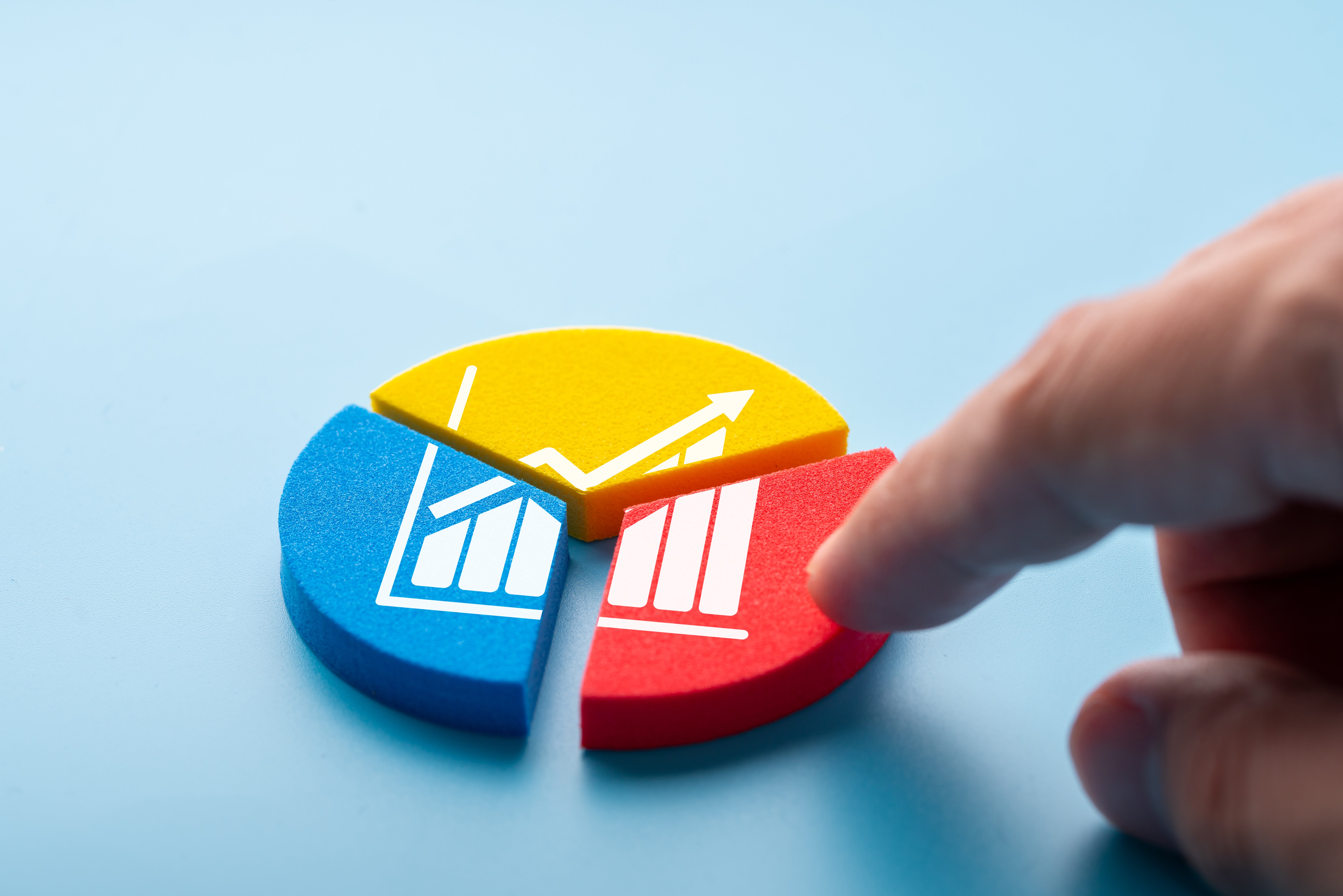 investment graph icon on colorful jigsaw puzzle