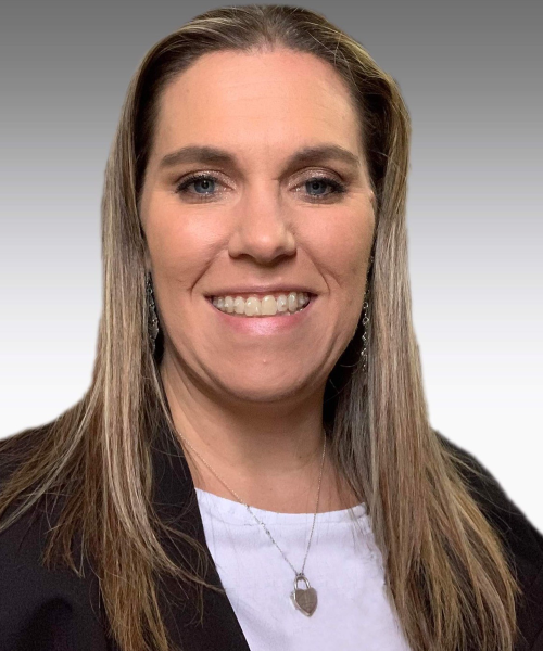 Alisa Van | Operations Specialist | Cadillac Wealth Advisors